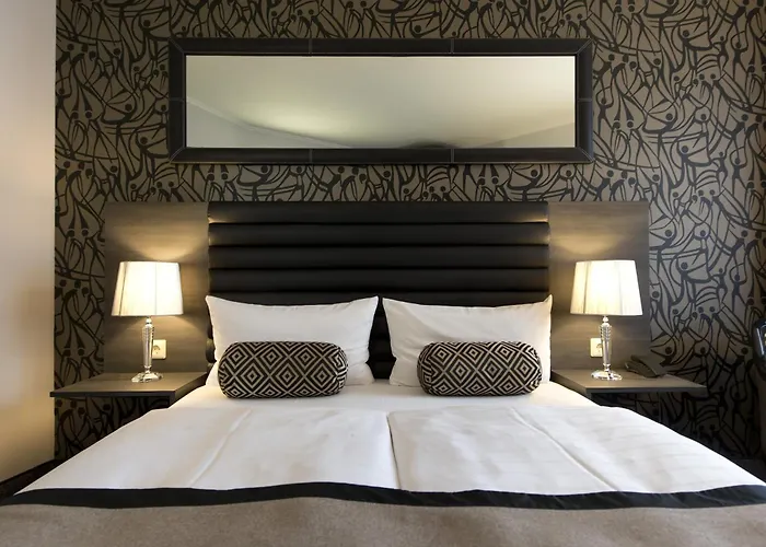 Park Am Berliner Tor 4*