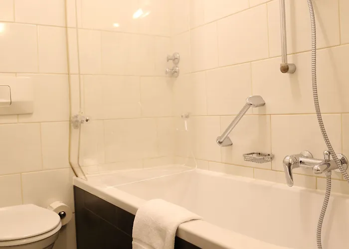Park Am Berliner Tor 4*